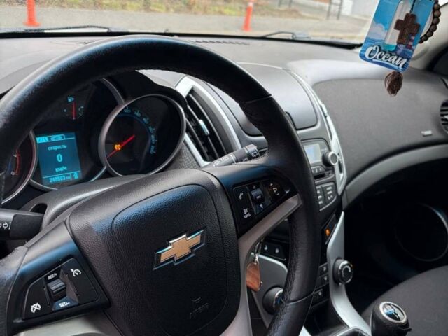 Сірий Шевроле Круз, об'ємом двигуна 1.6 л та пробігом 249 тис. км за 7100 $, фото 1 на Automoto.ua