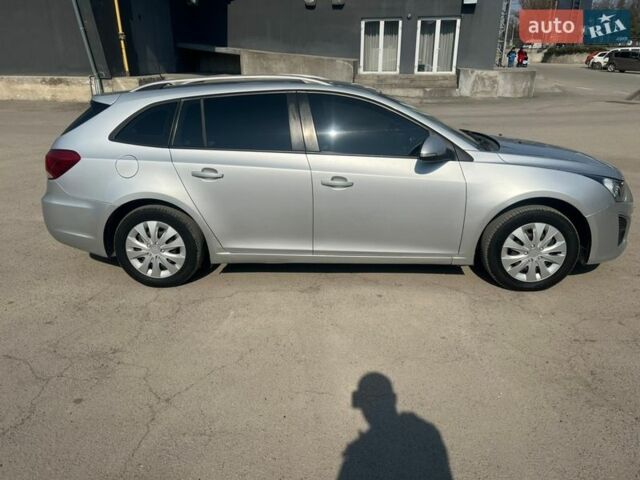 Серый Шевроле Круз, объемом двигателя 1.6 л и пробегом 249 тыс. км за 6400 $, фото 1 на Automoto.ua