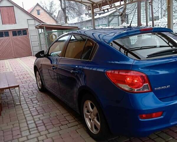 Синий Шевроле Круз, объемом двигателя 1.6 л и пробегом 213 тыс. км за 5950 $, фото 1 на Automoto.ua