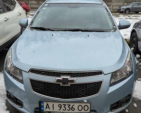 Синий Шевроле Круз, объемом двигателя 2 л и пробегом 219 тыс. км за 6900 $, фото 1 на Automoto.ua