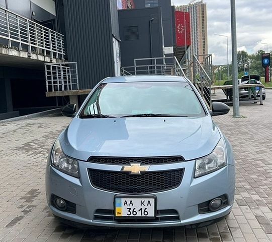 Синий Шевроле Круз, объемом двигателя 1.6 л и пробегом 202 тыс. км за 5099 $, фото 1 на Automoto.ua