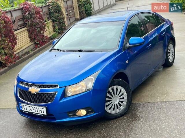Синій Шевроле Круз, об'ємом двигуна 1.8 л та пробігом 310 тис. км за 6300 $, фото 1 на Automoto.ua