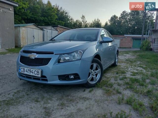 Синий Шевроле Круз, объемом двигателя 1.6 л и пробегом 179 тыс. км за 6000 $, фото 1 на Automoto.ua