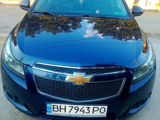 Синій Шевроле Круз, об'ємом двигуна 1.4 л та пробігом 307 тис. км за 5500 $, фото 1 на Automoto.ua