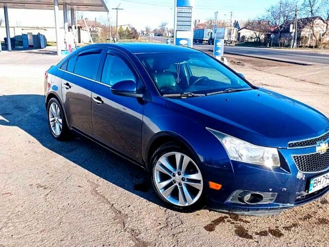 Синий Шевроле Круз, объемом двигателя 1.4 л и пробегом 181 тыс. км за 5500 $, фото 1 на Automoto.ua