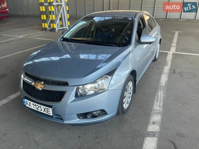 Синій Шевроле Круз, об'ємом двигуна 1.6 л та пробігом 152 тис. км за 6100 $, фото 1 на Automoto.ua