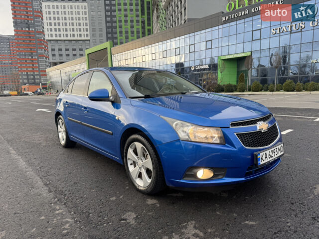 Синий Шевроле Круз, объемом двигателя 1.99 л и пробегом 160 тыс. км за 8900 $, фото 1 на Automoto.ua