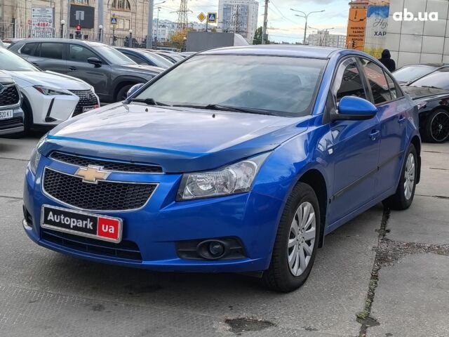 Синий Шевроле Круз, объемом двигателя 1.6 л и пробегом 161 тыс. км за 6850 $, фото 1 на Automoto.ua