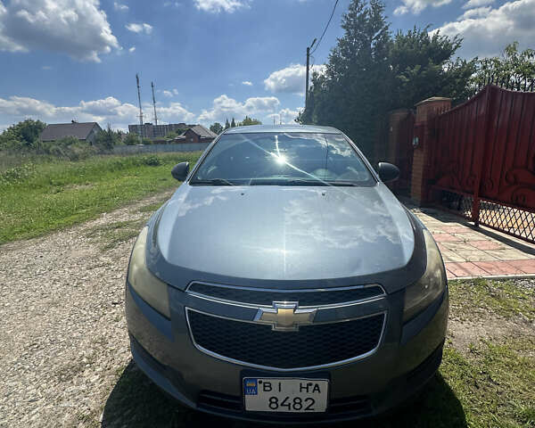 Синий Шевроле Круз, объемом двигателя 1.8 л и пробегом 163 тыс. км за 7499 $, фото 1 на Automoto.ua