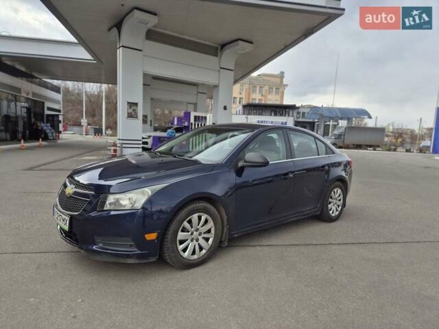 Синий Шевроле Круз, объемом двигателя 1.8 л и пробегом 280 тыс. км за 6150 $, фото 1 на Automoto.ua