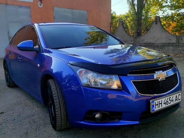 Синій Шевроле Круз, об'ємом двигуна 1.6 л та пробігом 230 тис. км за 5600 $, фото 1 на Automoto.ua
