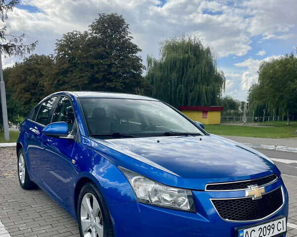 Синій Шевроле Круз, об'ємом двигуна 1.99 л та пробігом 352 тис. км за 7500 $, фото 1 на Automoto.ua
