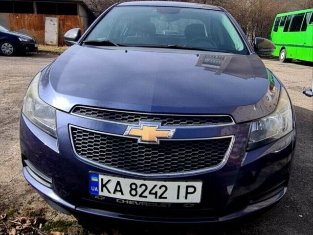 Синий Шевроле Круз, объемом двигателя 1.8 л и пробегом 170 тыс. км за 6600 $, фото 1 на Automoto.ua