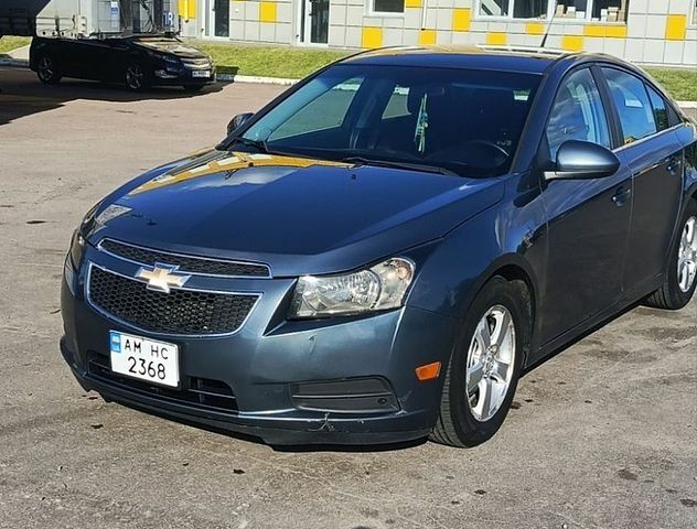 Синий Шевроле Круз, объемом двигателя 1.36 л и пробегом 225 тыс. км за 6300 $, фото 1 на Automoto.ua