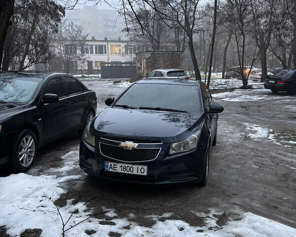 Синий Шевроле Круз, объемом двигателя 1.36 л и пробегом 140 тыс. км за 7500 $, фото 1 на Automoto.ua