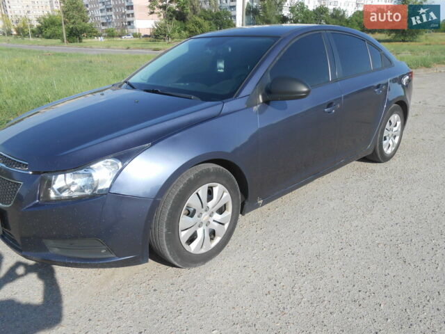Синий Шевроле Круз, объемом двигателя 1.8 л и пробегом 276 тыс. км за 7300 $, фото 1 на Automoto.ua