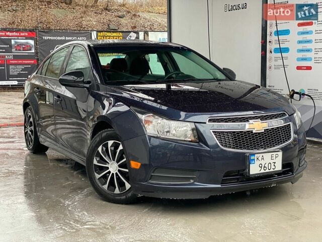 Синий Шевроле Круз, объемом двигателя 1.8 л и пробегом 235 тыс. км за 8000 $, фото 1 на Automoto.ua
