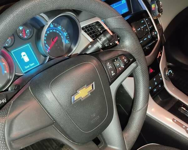 Синій Шевроле Круз, об'ємом двигуна 1.8 л та пробігом 192 тис. км за 7500 $, фото 1 на Automoto.ua