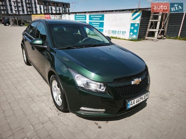 Зеленый Шевроле Круз, объемом двигателя 1.36 л и пробегом 212 тыс. км за 6900 $, фото 1 на Automoto.ua