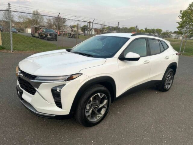 Білий Шевроле Інша, об'ємом двигуна 1.2 л та пробігом 27 тис. км за 10000 $, фото 1 на Automoto.ua