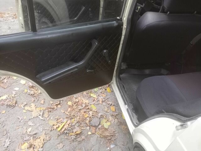 Бежевый Шевроле Другая, объемом двигателя 1.5 л и пробегом 3 тыс. км за 1500 $, фото 1 на Automoto.ua