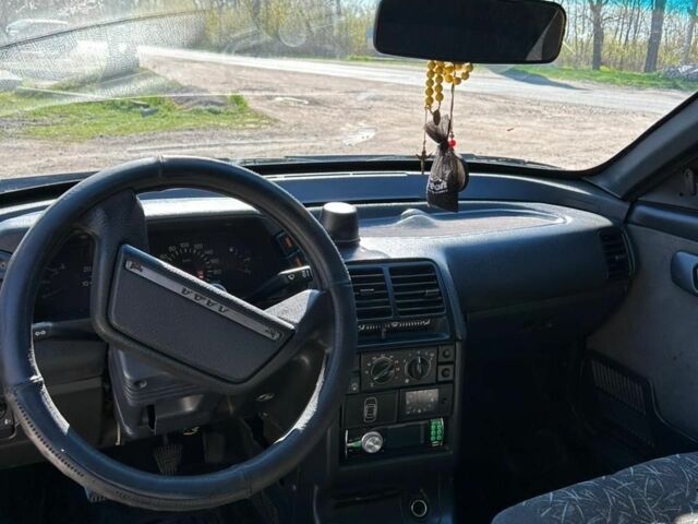 Черный Шевроле Другая, объемом двигателя 1.5 л и пробегом 230 тыс. км за 1250 $, фото 1 на Automoto.ua