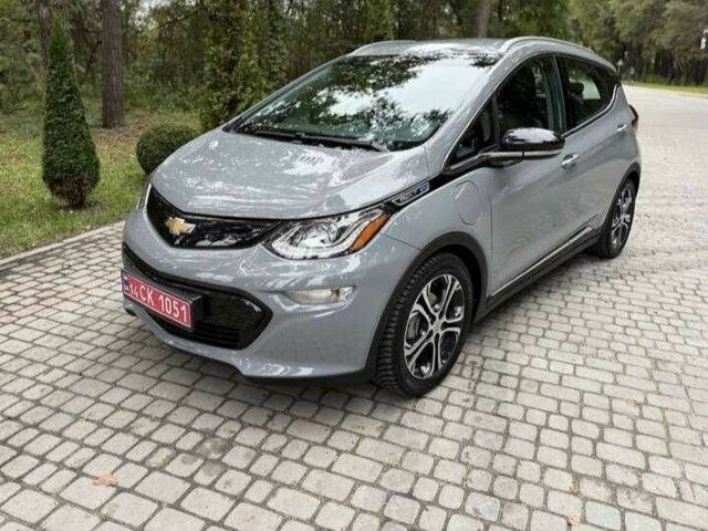 Сірий Шевроле Інша, об'ємом двигуна 0 л та пробігом 57 тис. км за 12500 $, фото 1 на Automoto.ua