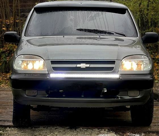 Серый Шевроле Другая, объемом двигателя 2.8 л и пробегом 3 тыс. км за 3500 $, фото 1 на Automoto.ua