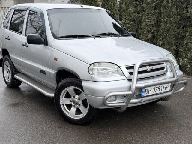 Сірий Шевроле Інша, об'ємом двигуна 1.7 л та пробігом 281 тис. км за 4100 $, фото 1 на Automoto.ua