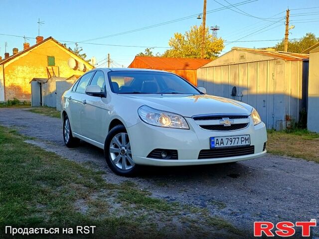 Білий Шевроле Епіка, об'ємом двигуна 2.5 л та пробігом 200 тис. км за 6000 $, фото 1 на Automoto.ua