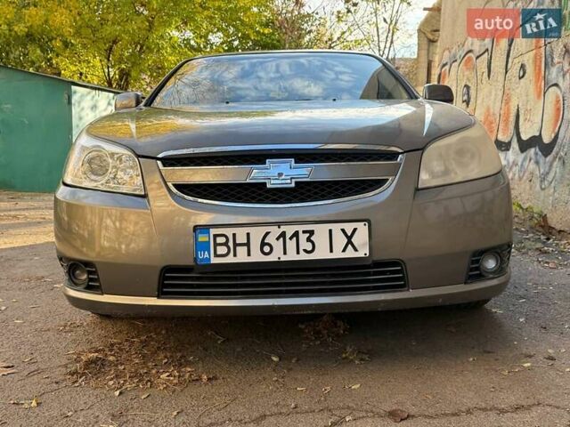 Бежевый Шевроле Эпика, объемом двигателя 2 л и пробегом 125 тыс. км за 3750 $, фото 1 на Automoto.ua