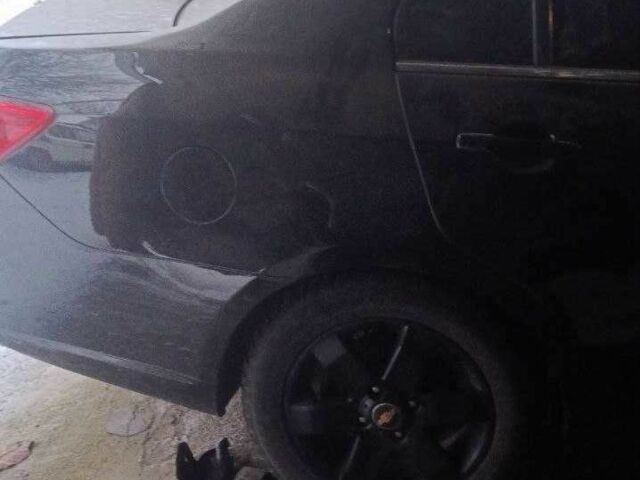 Черный Шевроле Эпика, объемом двигателя 2.5 л и пробегом 258 тыс. км за 2500 $, фото 1 на Automoto.ua