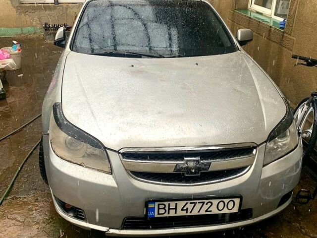 Серый Шевроле Эпика, объемом двигателя 2.5 л и пробегом 328 тыс. км за 2700 $, фото 1 на Automoto.ua