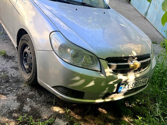 Серый Шевроле Эпика, объемом двигателя 2 л и пробегом 130 тыс. км за 2200 $, фото 1 на Automoto.ua