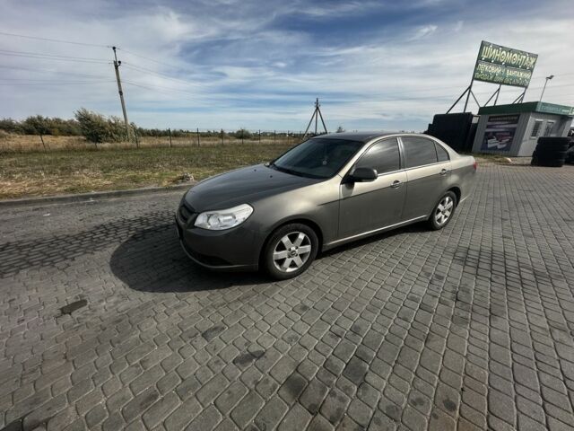 Серый Шевроле Эпика, объемом двигателя 2.5 л и пробегом 177 тыс. км за 5400 $, фото 1 на Automoto.ua