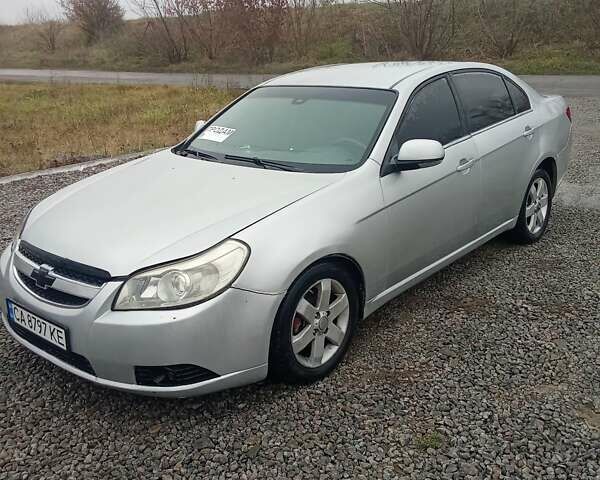 Серый Шевроле Эпика, объемом двигателя 2 л и пробегом 220 тыс. км за 2000 $, фото 1 на Automoto.ua