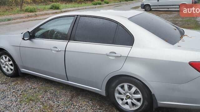 Серый Шевроле Эпика, объемом двигателя 2 л и пробегом 313 тыс. км за 3500 $, фото 1 на Automoto.ua