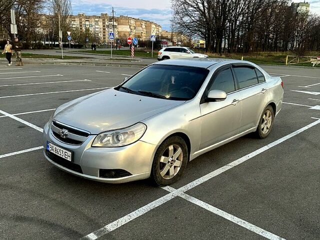 Серый Шевроле Эпика, объемом двигателя 2 л и пробегом 180 тыс. км за 3500 $, фото 1 на Automoto.ua