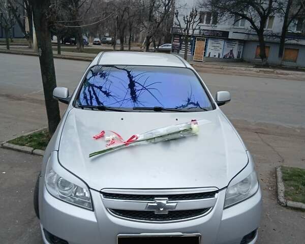 Серый Шевроле Эпика, объемом двигателя 1.99 л и пробегом 560 тыс. км за 4500 $, фото 1 на Automoto.ua