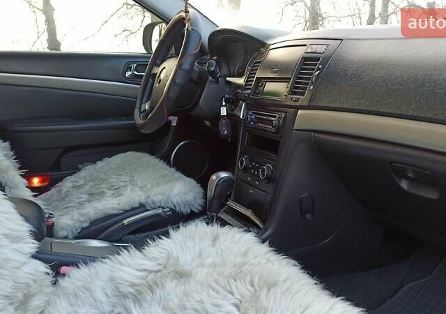 Серый Шевроле Эпика, объемом двигателя 2.5 л и пробегом 224 тыс. км за 5200 $, фото 1 на Automoto.ua