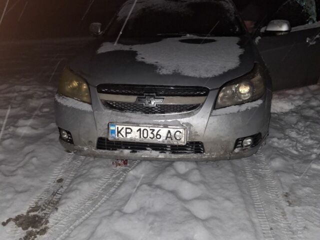 Сірий Шевроле Епіка, об'ємом двигуна 2 л та пробігом 300 тис. км за 3200 $, фото 1 на Automoto.ua