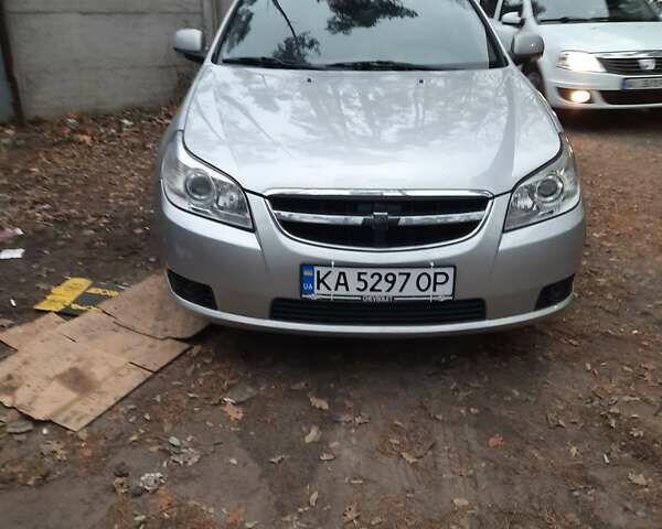 Сірий Шевроле Епіка, об'ємом двигуна 1.99 л та пробігом 164 тис. км за 5777 $, фото 1 на Automoto.ua