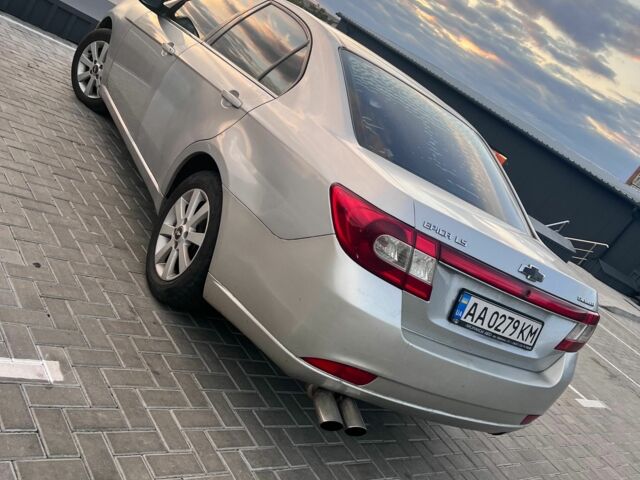 Серый Шевроле Эпика, объемом двигателя 2 л и пробегом 220 тыс. км за 3000 $, фото 1 на Automoto.ua