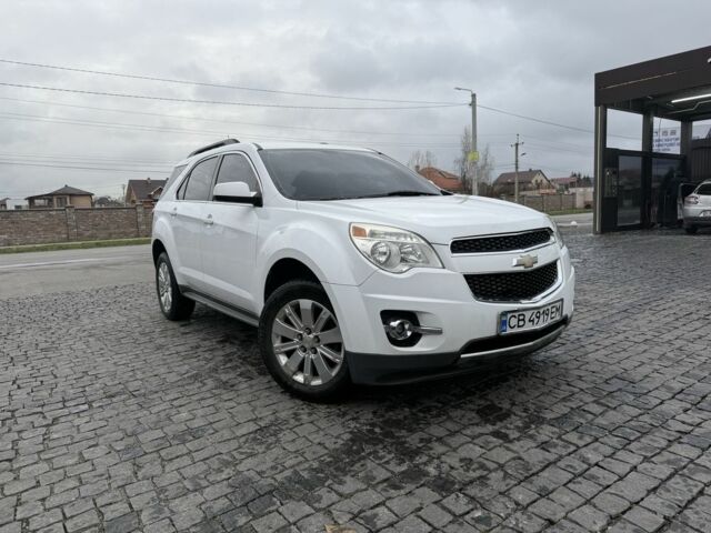 Белый Шевроле Эквинокс, объемом двигателя 3 л и пробегом 270 тыс. км за 7500 $, фото 1 на Automoto.ua