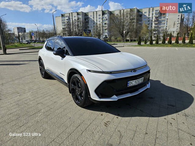 Белый Шевроле Эквинокс, объемом двигателя 0 л и пробегом 8 тыс. км за 33500 $, фото 1 на Automoto.ua