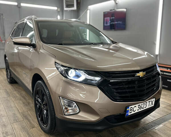 Бежевый Шевроле Эквинокс, объемом двигателя 1.6 л и пробегом 220 тыс. км за 17300 $, фото 1 на Automoto.ua