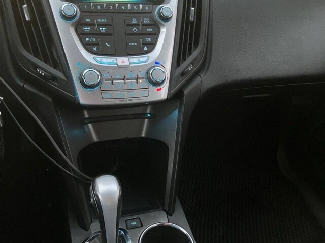 Черный Шевроле Эквинокс, объемом двигателя 2.38 л и пробегом 0 тыс. км за 7500 $, фото 1 на Automoto.ua