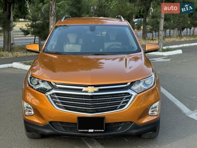 Оранжевый Шевроле Эквинокс, объемом двигателя 1.49 л и пробегом 90 тыс. км за 12999 $, фото 1 на Automoto.ua