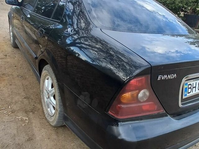 Чорний Шевроле Еванда, об'ємом двигуна 2 л та пробігом 280 тис. км за 2800 $, фото 1 на Automoto.ua