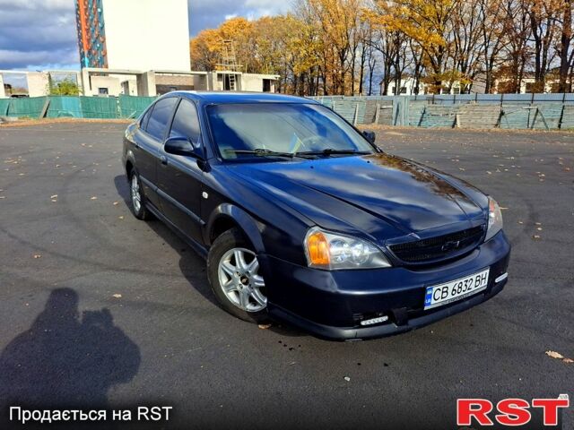 Чорний Шевроле Еванда, об'ємом двигуна 2 л та пробігом 280 тис. км за 4000 $, фото 1 на Automoto.ua